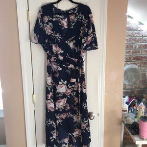 NWOT Navy Floral Short Sleeve Dress with Tie at Waist fit= 16/18